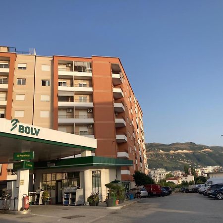 Hergi Apartament Vlorë Exteriör bild
