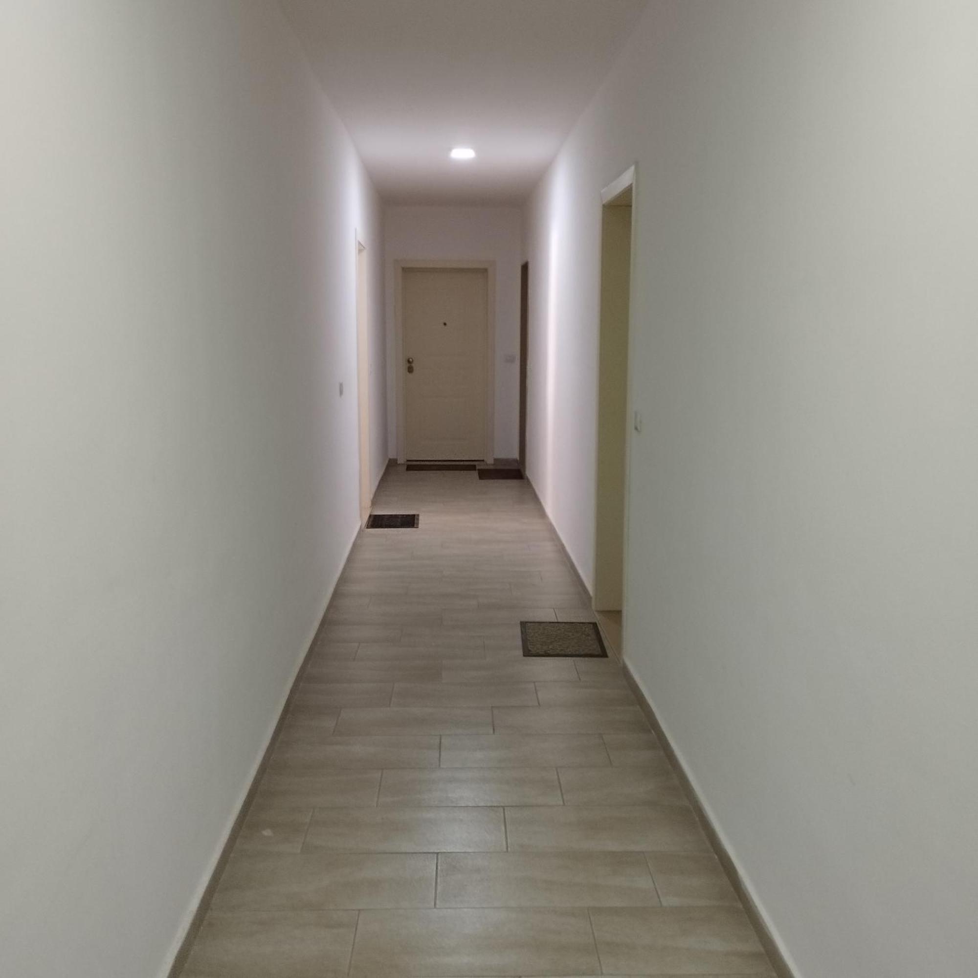 Hergi Apartament Vlorë Exteriör bild